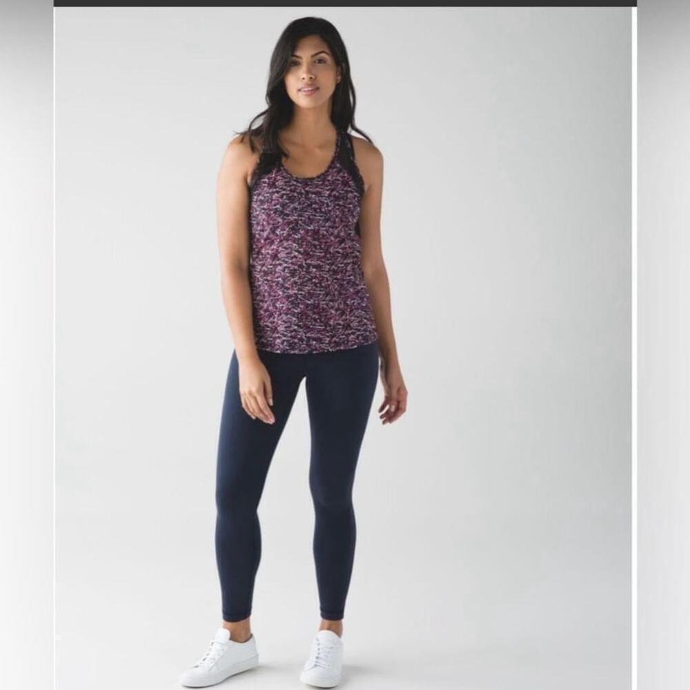 LULULEMON Sunshine Salutation Tank
Mini Ripple Boom Juice Multi / Black - Picture 2 of 10